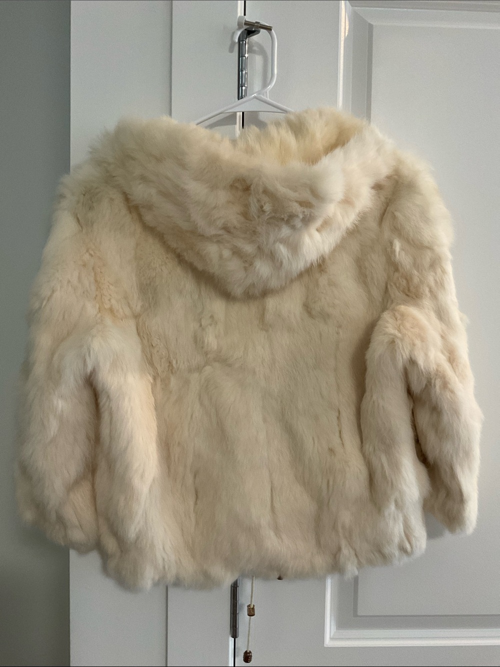NWT Luxury Real Rabbit Fur Cream Vintage Coat - Stylish Warm Jacket - Picture 2 of 16